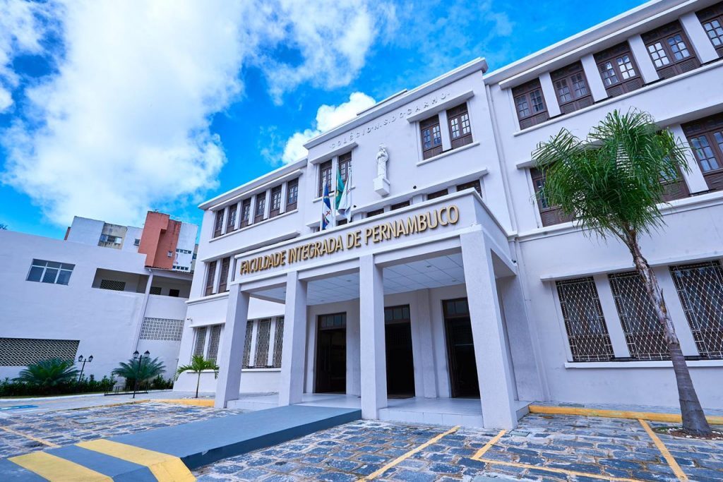 Imagem da fachada UNIT Pernambuco