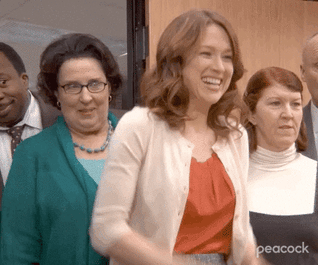 grupo-comemorando-sucesso