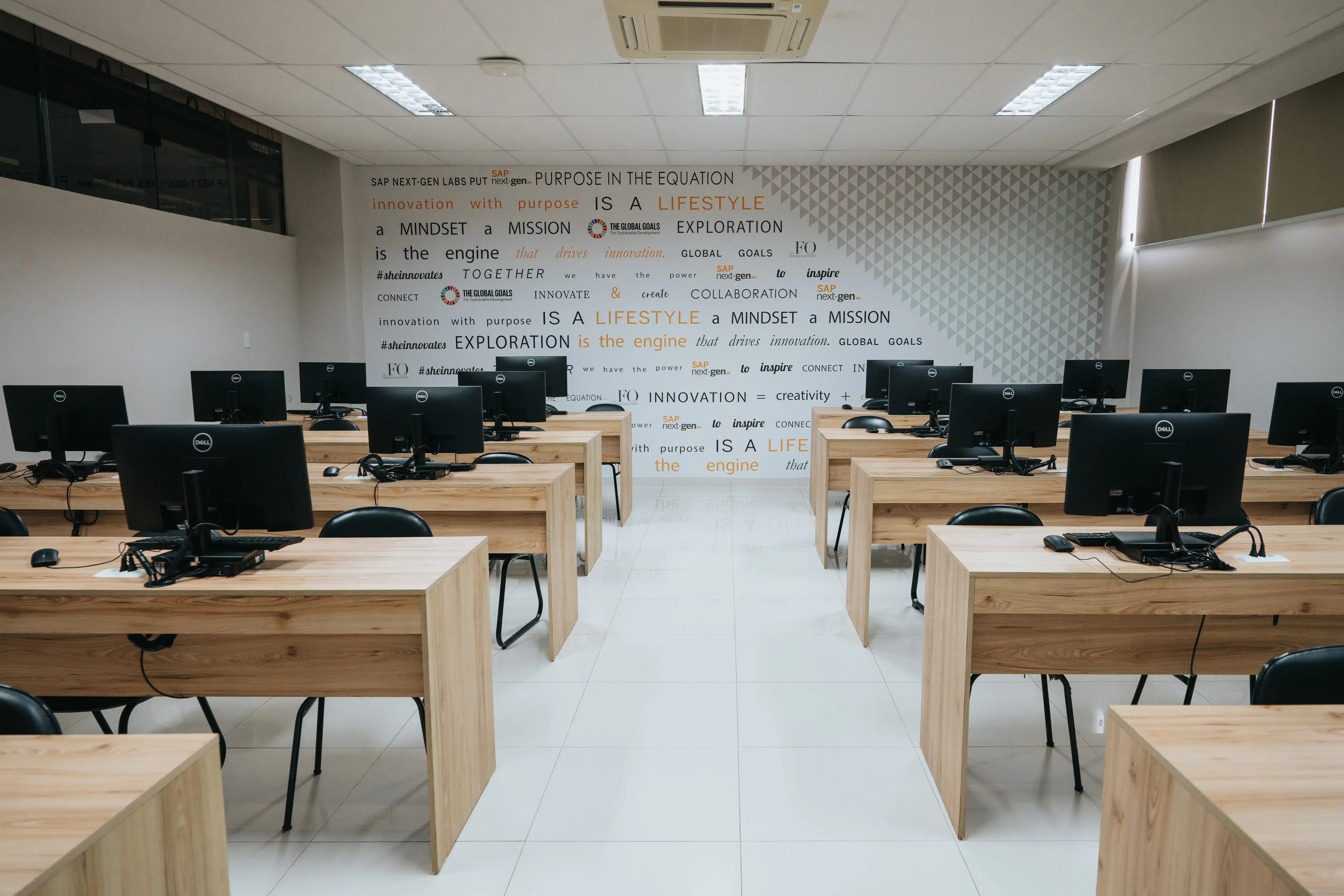 JVB_6403