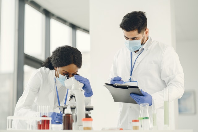 conheca-o-curso-de-biomedicina