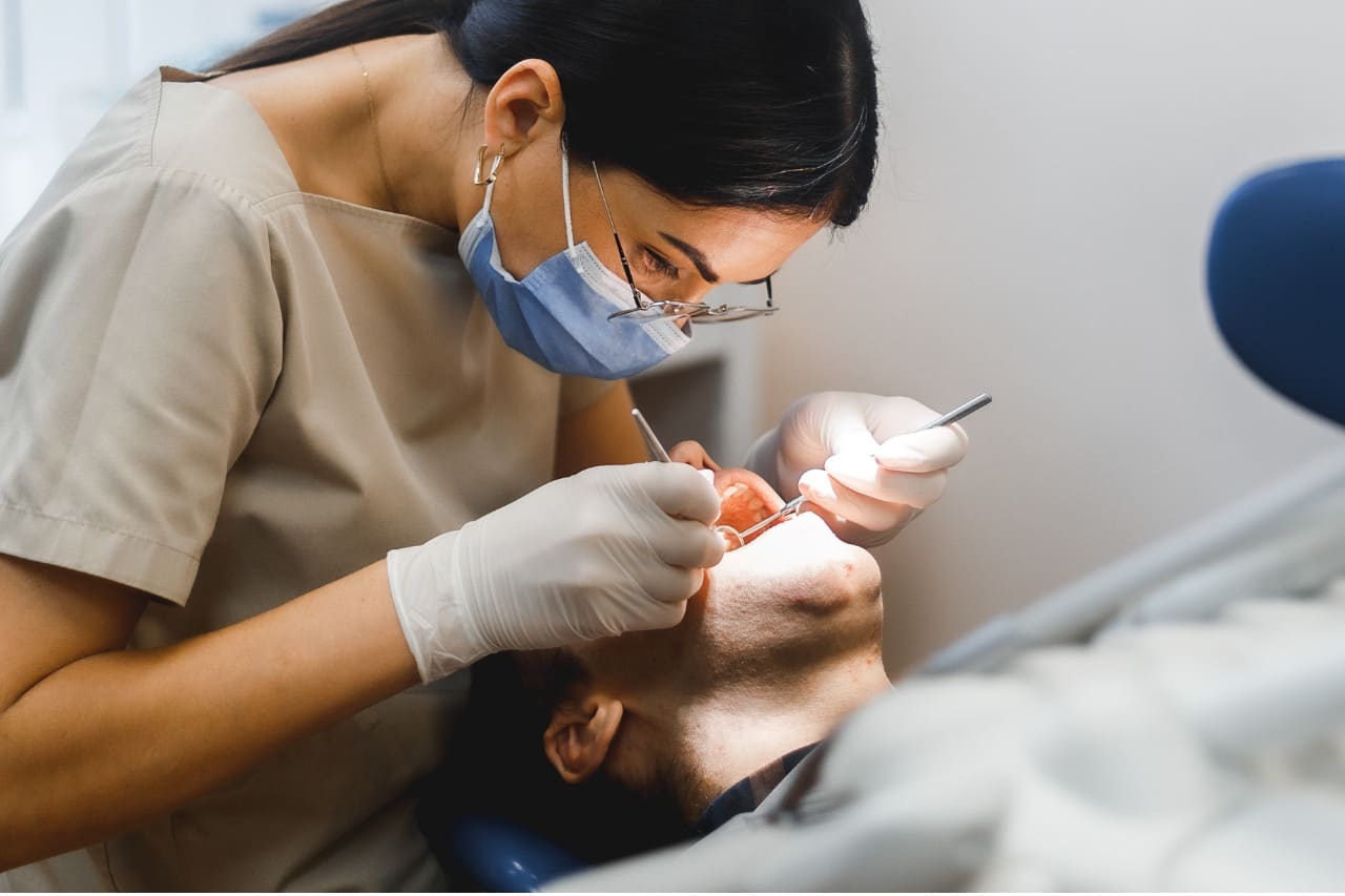 odontologia-estetica-uma-visao-sobre-a-formação-e-atuação-nesse-campo-copy-0