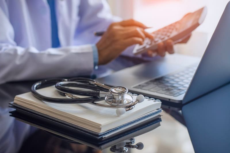qual o salário de um médico