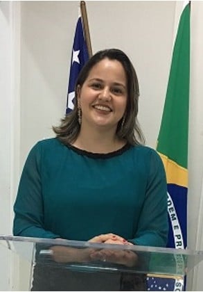 Carine Santana Ferreira Marques
