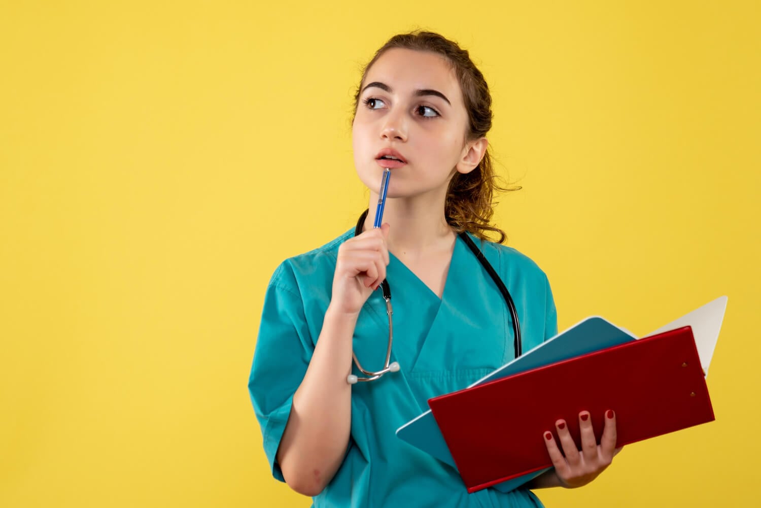 Mitos e verdades: É Impossível Trabalhar e Estudar Medicina?