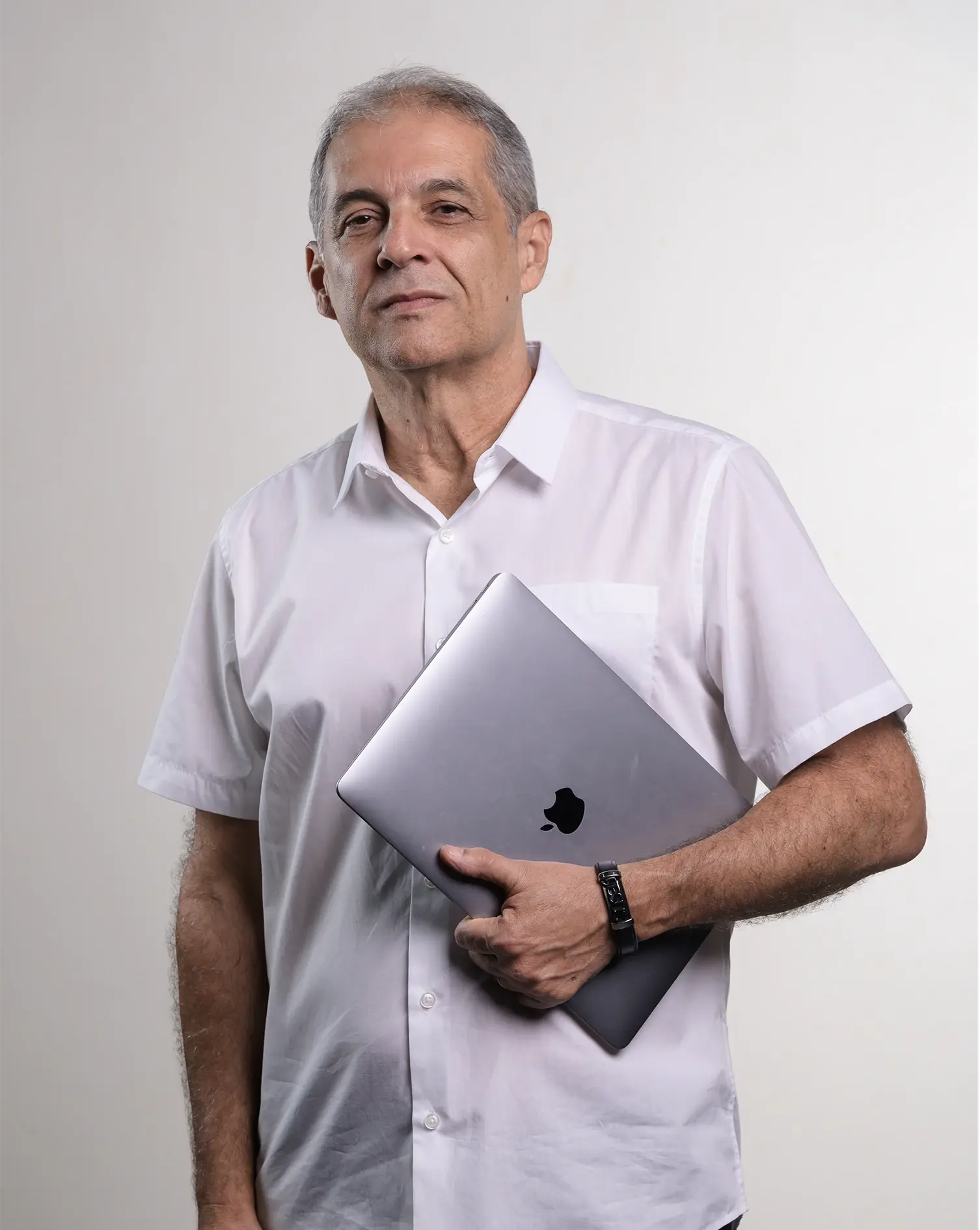 Álvaro Souza