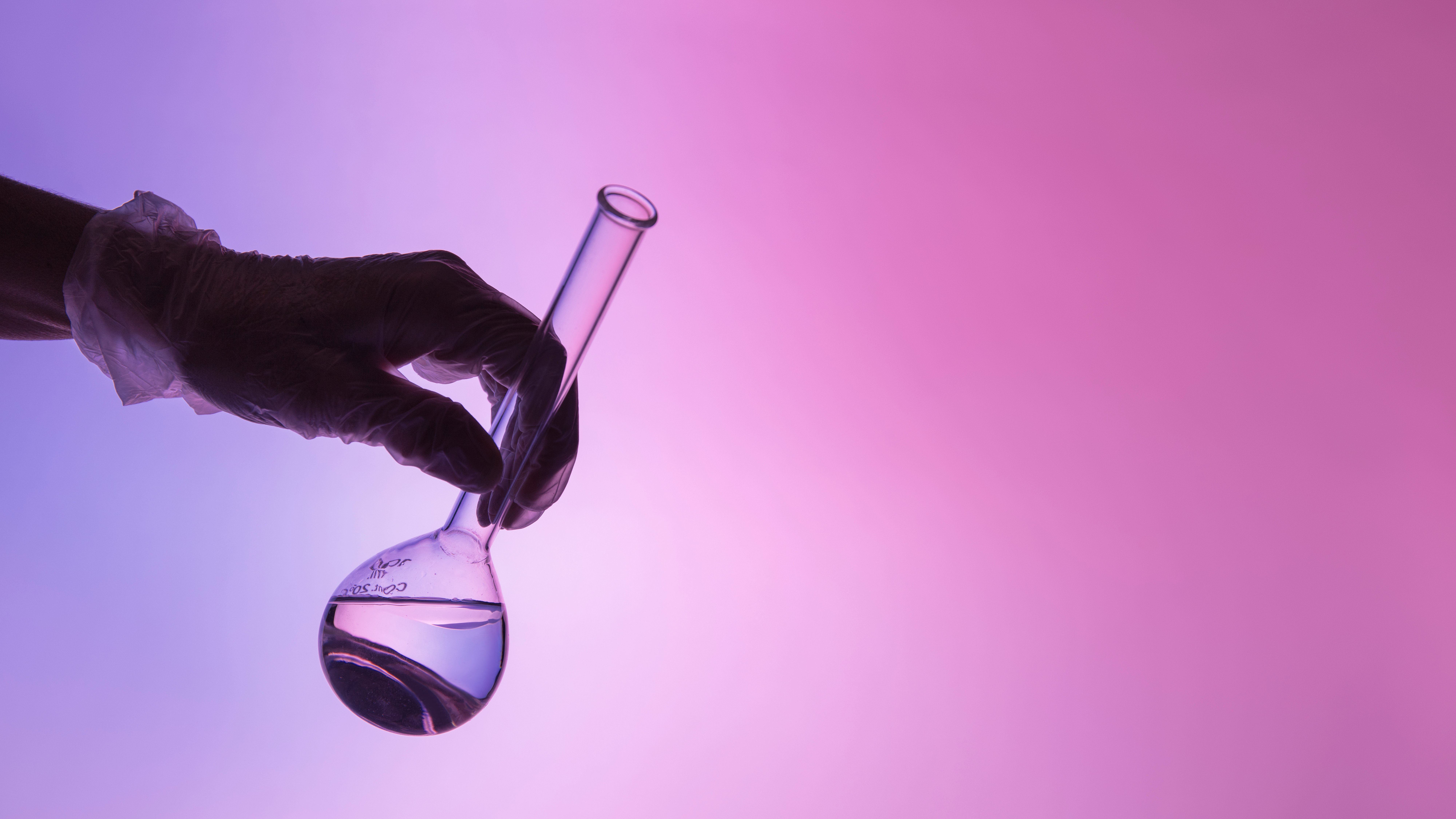 3 cursos da UNIT para quem gosta de química