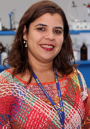 Elayne Emilia Santos Souza